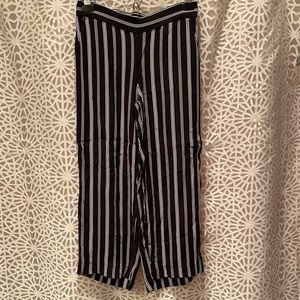 Ann Taylor wide leg crop pant
